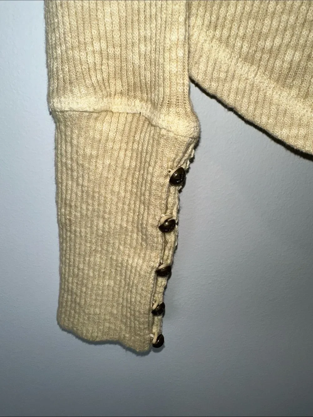 free people M Come On Over Ribbed Knit Lace Buttoned Long Sleeves Thermal Top